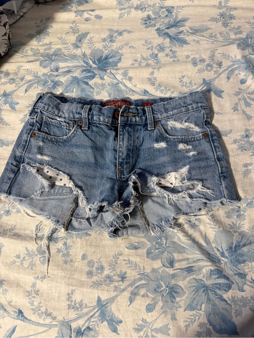Vintage Lucky Brand Women's Light Blue Distressed Denim Cutoff Shorts